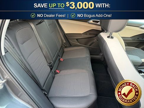 Used 2025 Volkswagen Taos SE image 23