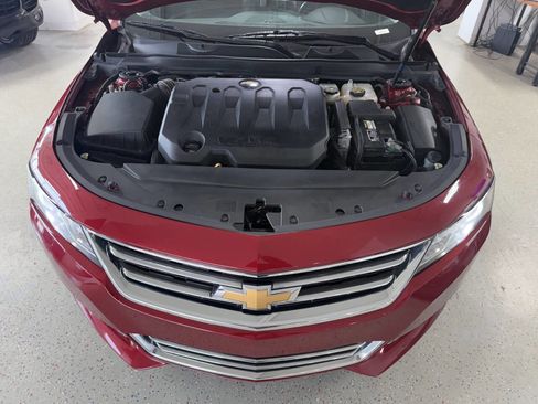 Used 2019 Chevrolet Impala Premier w/ Premier Convenience Package FWD image 31