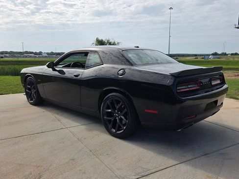 Used 2019 Dodge Challenger R/T w/ Blacktop Package RWD image 6
