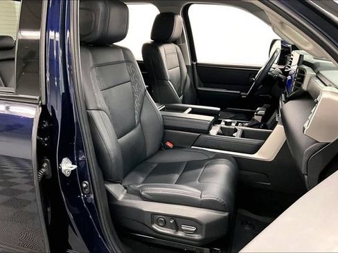 Used 2023 Toyota Tundra Limited AWD/4WD image 8