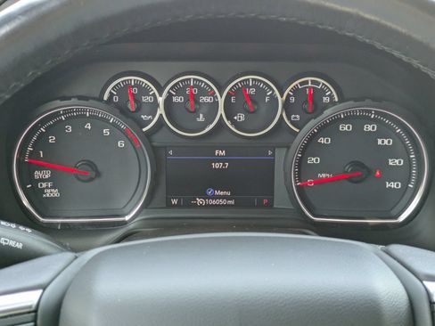 Used 2021 Chevrolet Tahoe LT w/ LT Signature Package RWD image 15