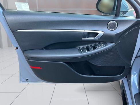 Used 2025 Hyundai Sonata SEL FWD image 16