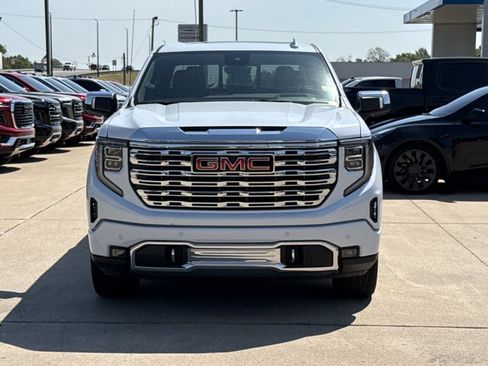 New 2026 GMC Sierra 1500 Denali w/ Denali Reserve Package AWD/4WD image 13