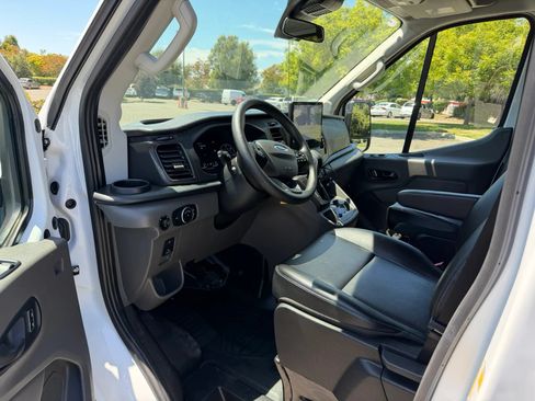 Used 2024 Ford Transit 250 148 Medium Roof RWD image 11