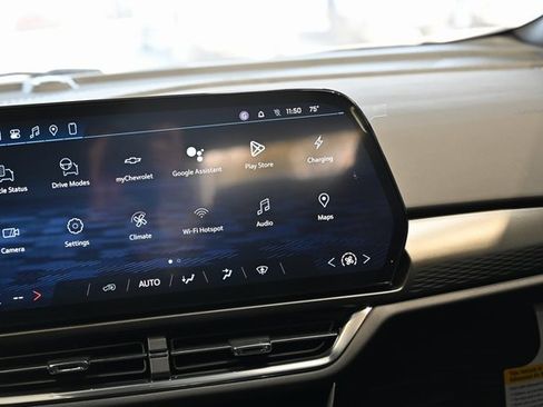 New 2026 Chevrolet Equinox EV LT image 15