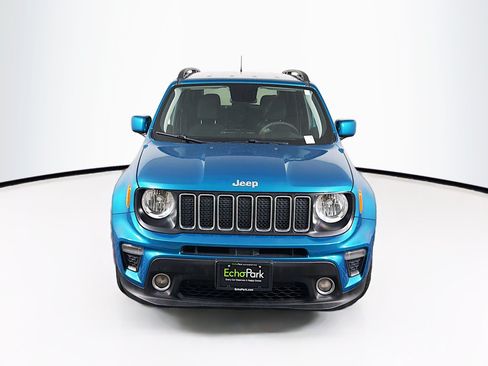 Used 2020 Jeep Renegade Latitude FWD image 2