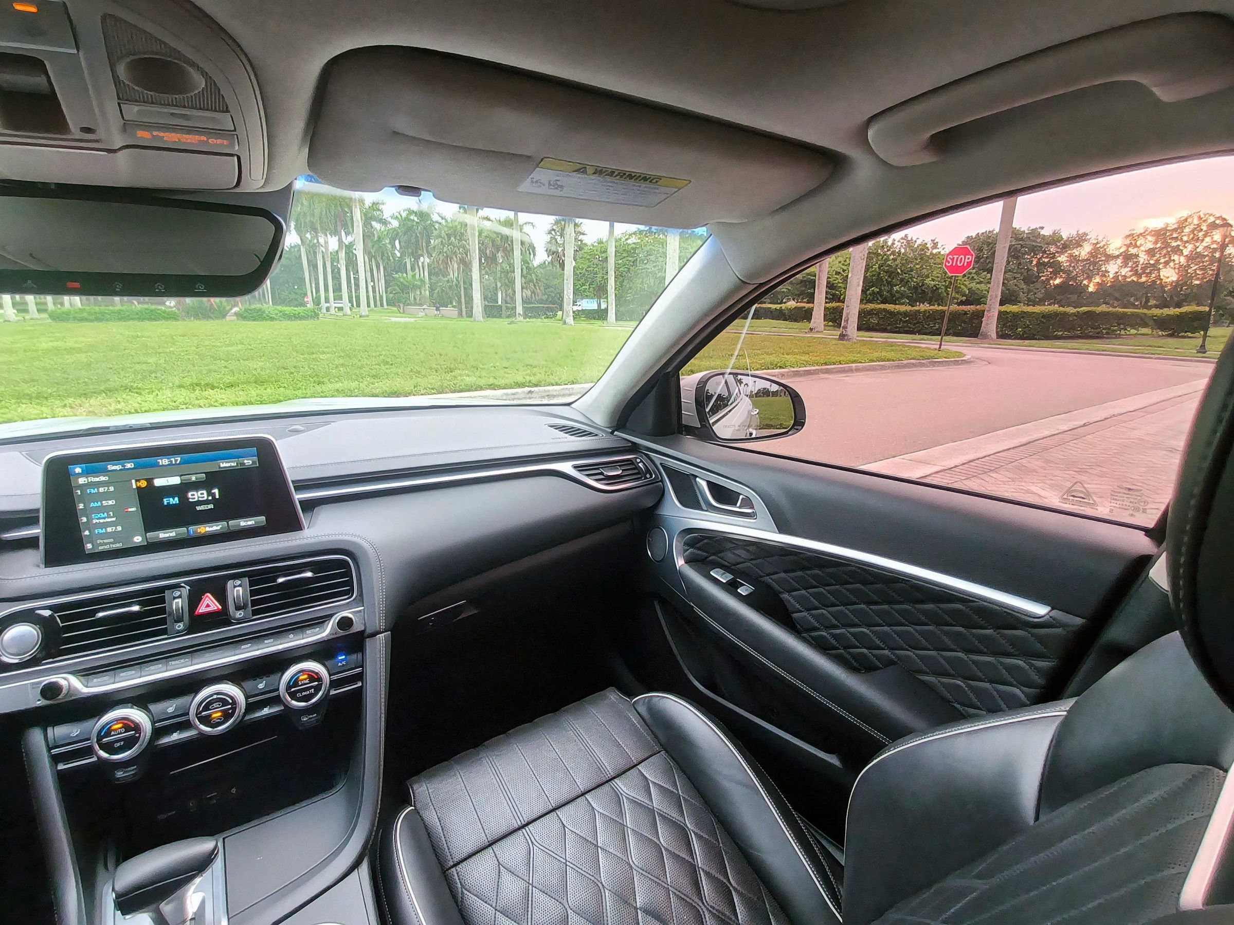 Used 2019 Genesis G70 2.0T Advanced w/ Dynamic Package RWD image 31