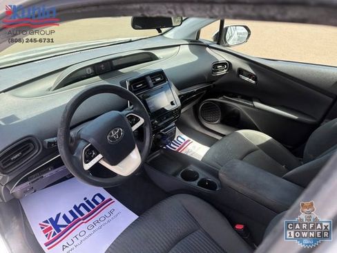 Used 2018 Toyota Prius Two FWD image 30