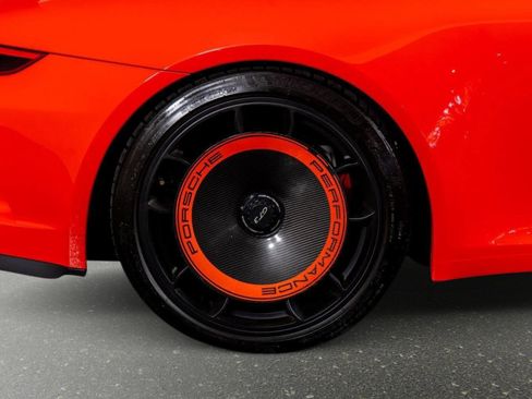 Used 2018 Porsche 911 GT3 RWD image 9