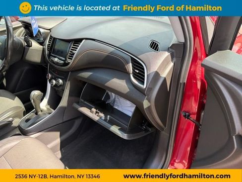 Used 2020 Chevrolet Trax LT w/ Driver Confidence Package AWD/4WD image 31
