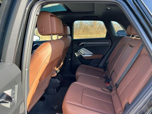 Used 2023 Audi Q3 2.0T Premium Plus image 10