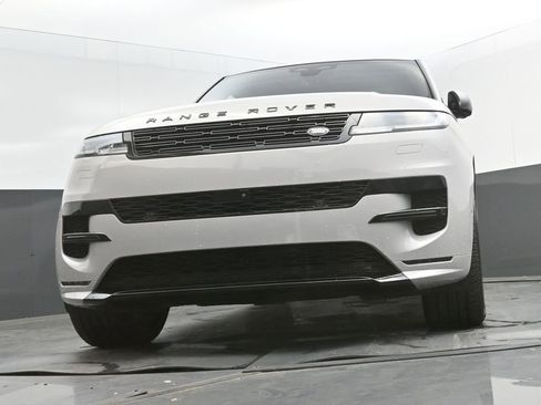 New 2026 Land Rover Range Rover Sport Dynamic SE AWD/4WD image 35