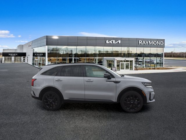 Used 2023 Kia Sorento SX AWD/4WD image 2