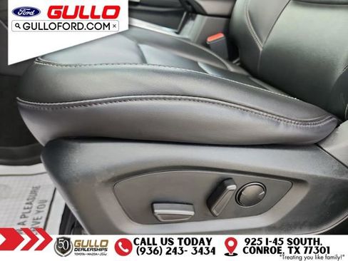 Certified 2023 Ford Explorer XLT w/ Equipment Group 202A image 21