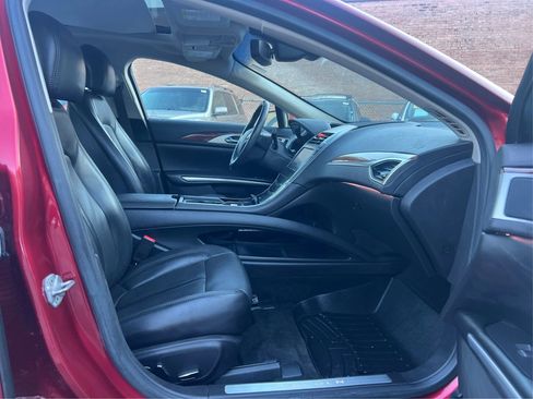 Used 2014 Lincoln MKZ Hybrid image 22