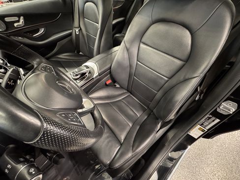 Used 2017 Mercedes-Benz C 300 4MATIC Sedan image 19