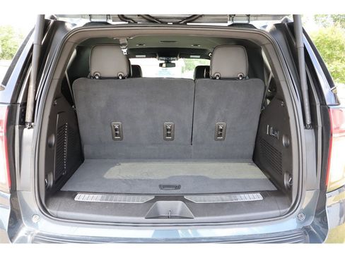 Used 2021 Chevrolet Tahoe Premier AWD/4WD image 6