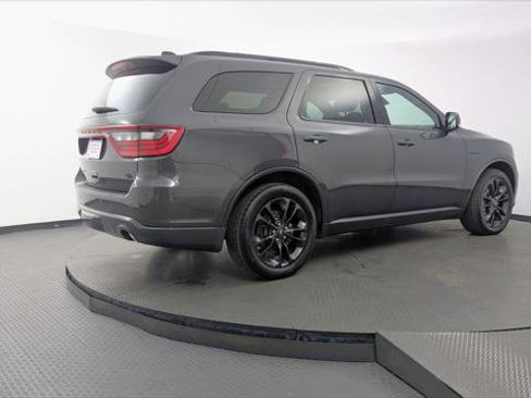 Used 2024 Dodge Durango R/T RWD image 8