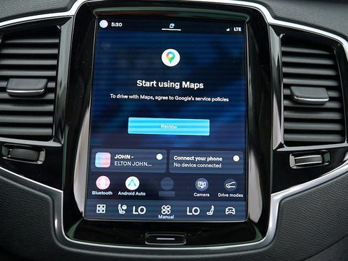 Certified 2025 Volvo XC90 B6 Plus AWD/4WD image 33