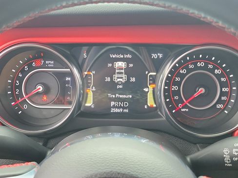 Used 2019 Jeep Wrangler Unlimited Rubicon image 29