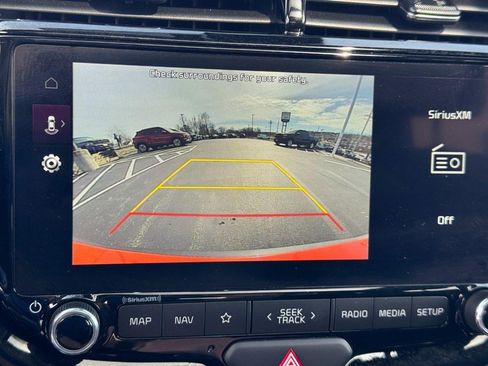 Used 2025 Kia Soul EX image 21