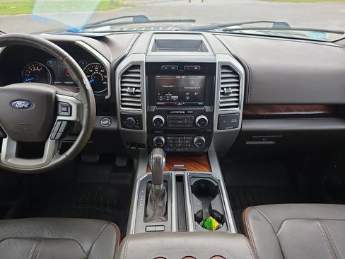 Used 2015 Ford F150 King Ranch w/ Equipment Group 601A Luxury AWD/4WD image 17