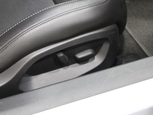 Used 2016 Chevrolet Corvette Stingray Coupe image 22