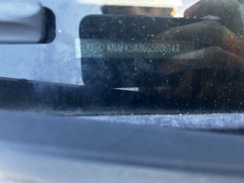 Used 2016 Kia Forte LX FWD image 35