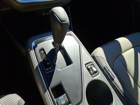 Certified 2024 Subaru Crosstrek 2.0i Premium image 17