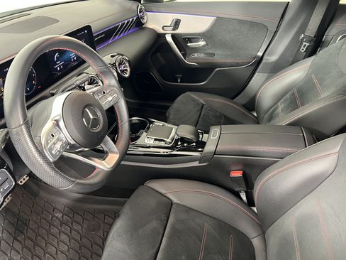 Used 2020 Mercedes-Benz CLA 35 AMG 4MATIC image 4