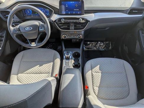Used 2020 Ford Escape SE Sport image 16