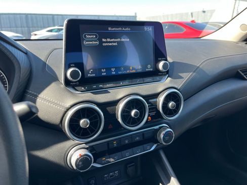 Used 2025 Nissan Sentra SV image 20