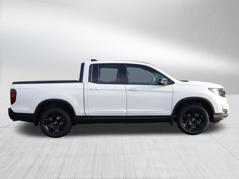 New 2026 Honda Ridgeline Black Edition image 8