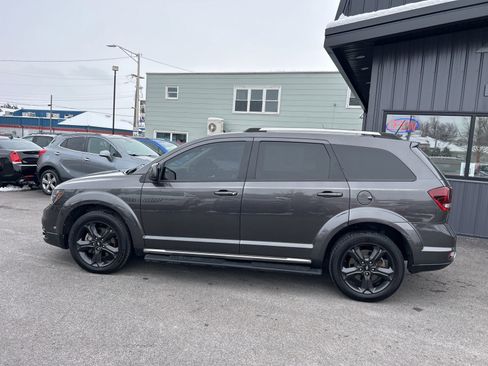Used 2018 Dodge Journey Crossroad image 2
