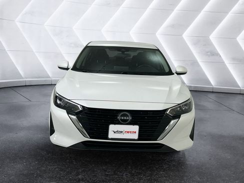 Used 2024 Nissan Sentra SV w/ All-Weather Package FWD image 2