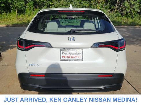 Used 2024 Honda HR-V LX image 4