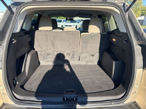 Used 2018 Ford Escape SE image 20