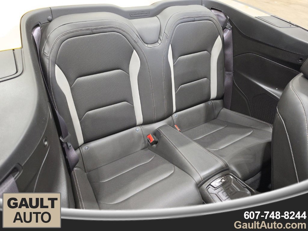 Used 2016 Chevrolet Camaro SS RWD image 14