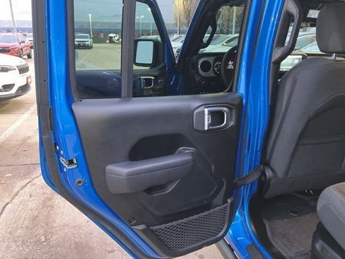 Used 2024 Jeep Wrangler Willys image 20