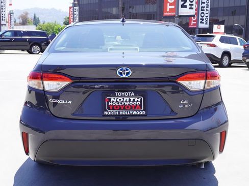Certified 2025 Toyota Corolla LE FWD image 6