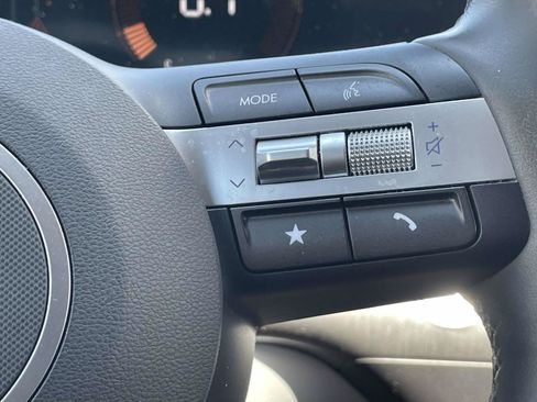Used 2024 Hyundai Kona SEL AWD/4WD image 23