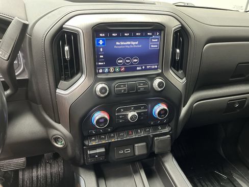 Certified 2019 GMC Sierra 1500 Denali w/ Technology Package AWD/4WD image 18