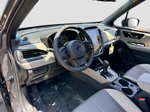 Used 2025 Subaru Forester Limited w/ Popular Package AWD/4WD image 39