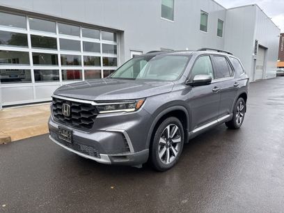 Used 2025 Honda Pilot Touring