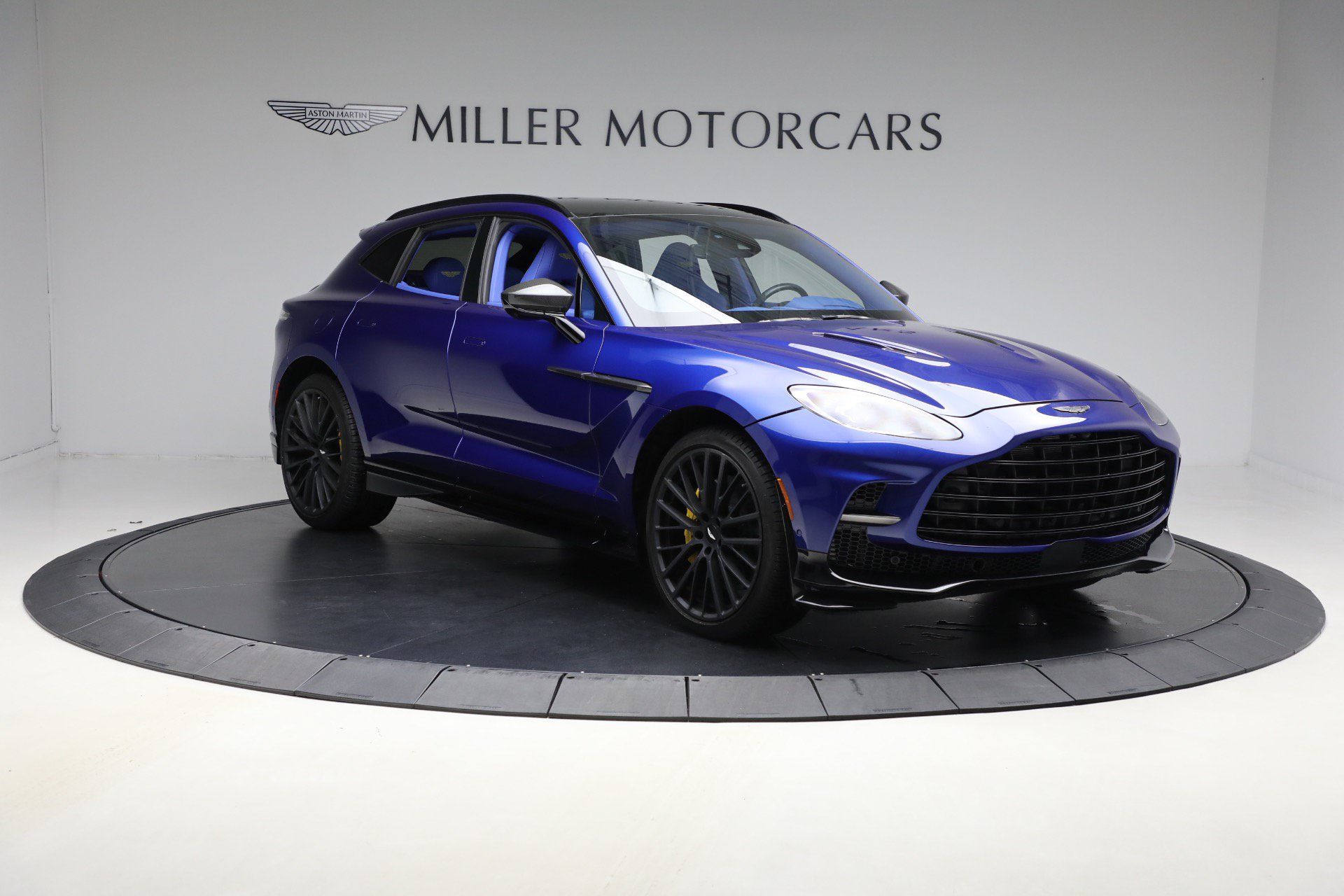 Used 2024 Aston Martin DBX 707 AWD/4WD image 11