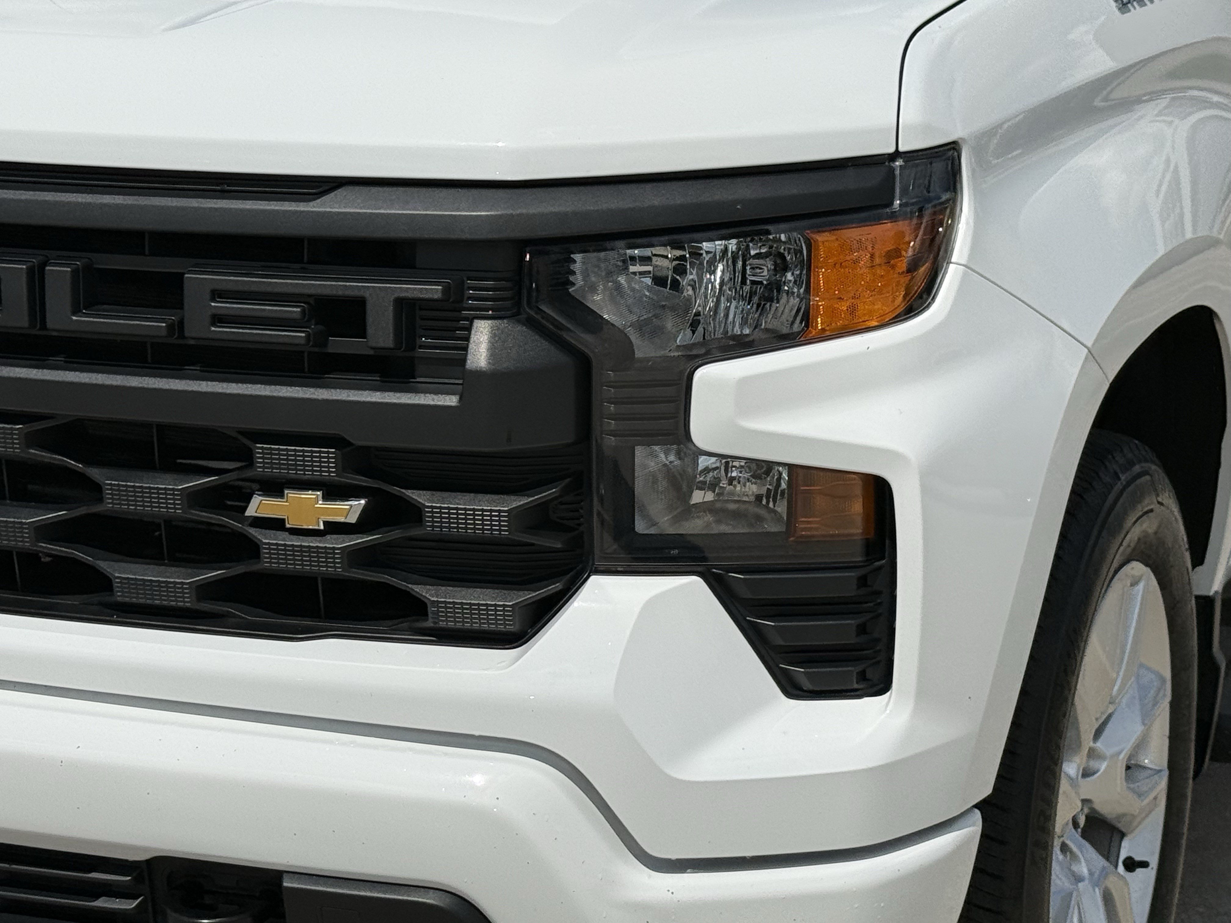 Used 2024 Chevrolet Silverado 1500 Custom RWD image 12