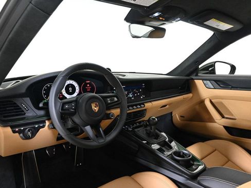 Used 2025 Porsche 911 GT3 image 11