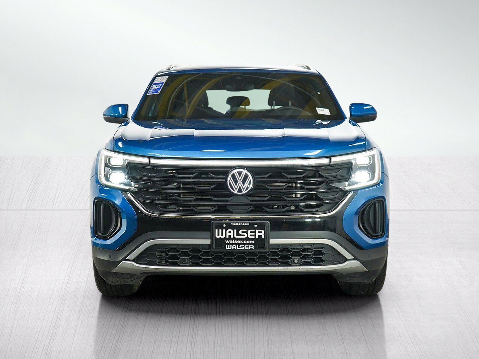 Used 2024 Volkswagen Atlas Cross Sport SEL AWD/4WD image 8