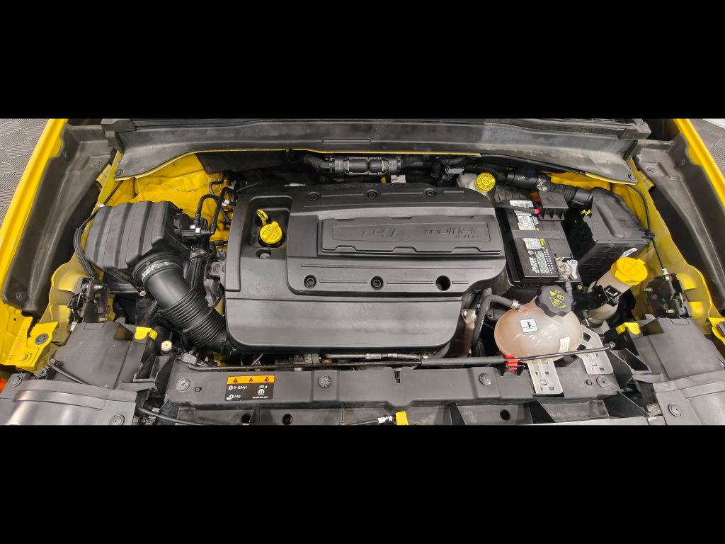 Used 2016 Jeep Renegade Latitude FWD image 36