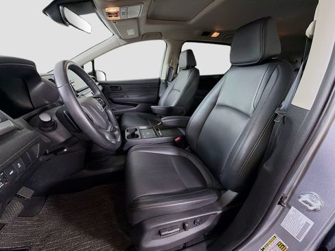Used 2025 Honda Odyssey EX-L image 12